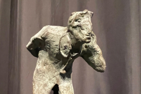 Uitsnede beeldje Frederik Philipsprijs